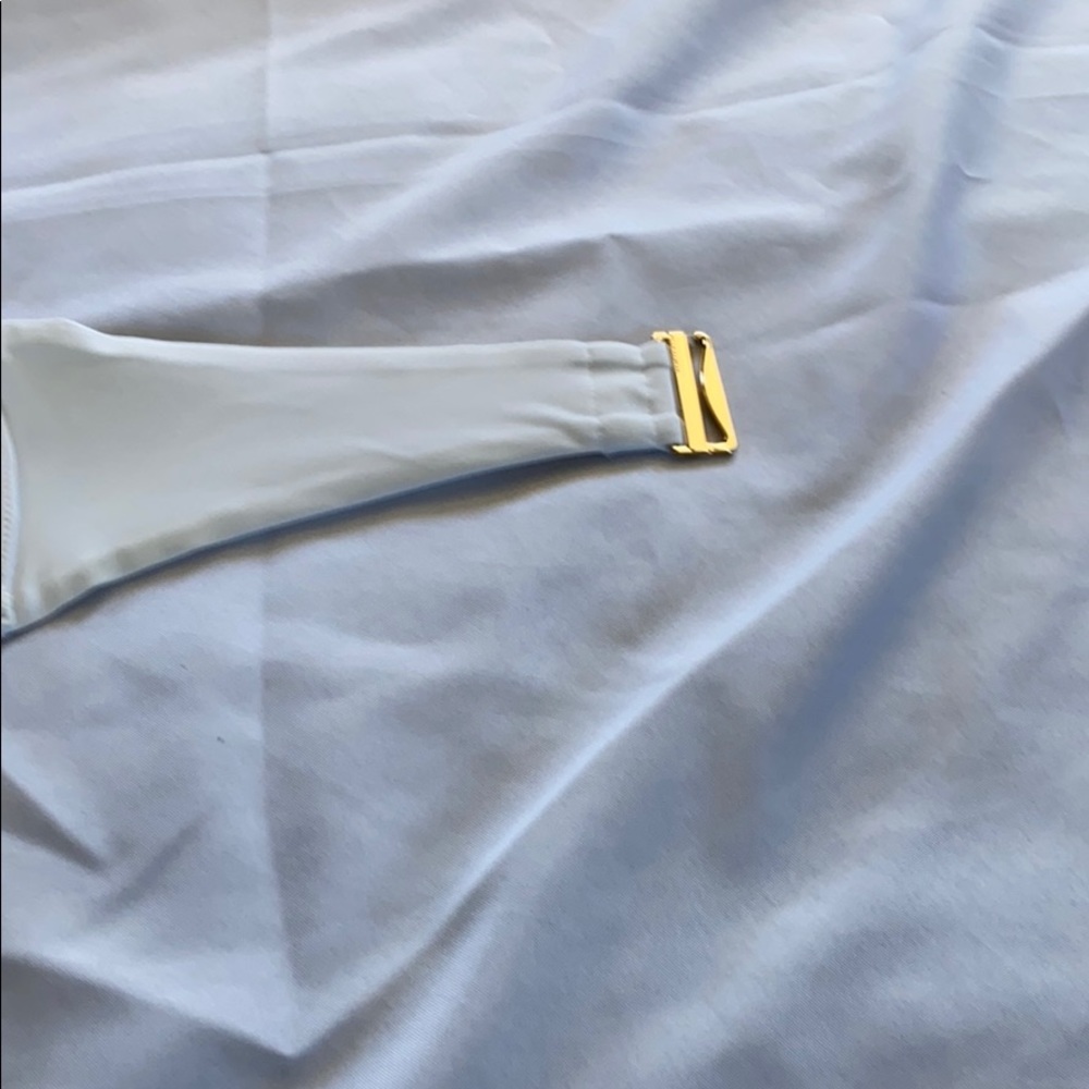 Bathing suite top - Picture 2 of 5